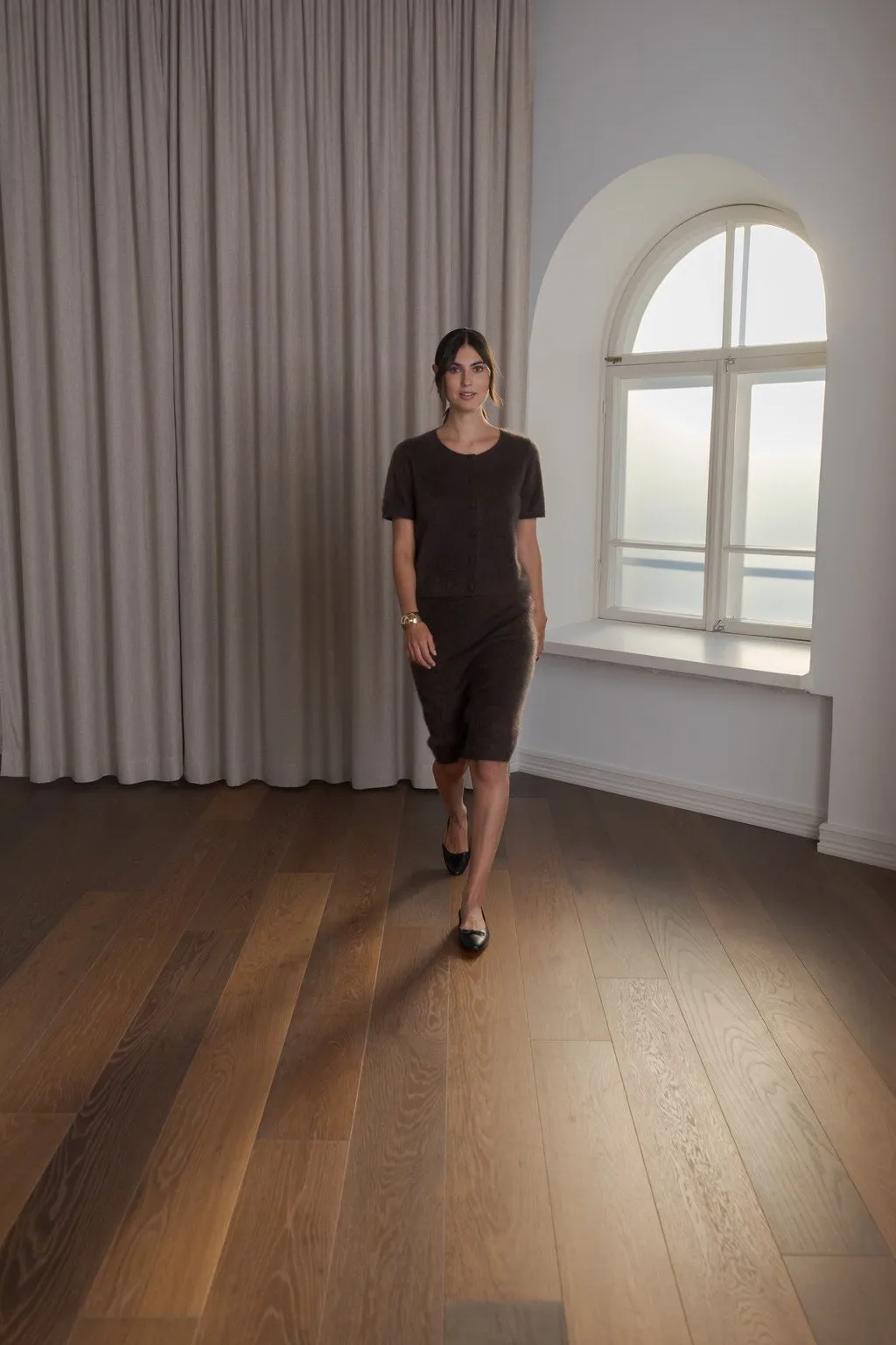 Kaia Knee Length Cashmere Skirt Dark Chocolate sold by Ivalo.com product image thumbnail 2