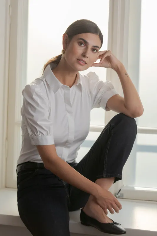 Cosetta Fitted Cotton Blend Short Sleeve Shirt White sold by Ivalo.com