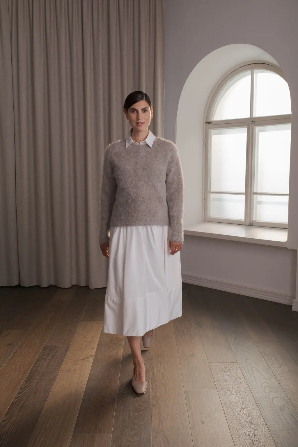 Ariella Alpaca Blend Long Sleeve Sweater Greige sold by Ivalo.com product image thumbnail 2