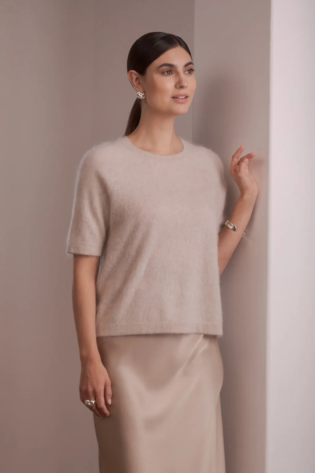 Karlie Short Sleeve Cashmere Sweater Latte sold by Ivalo.com