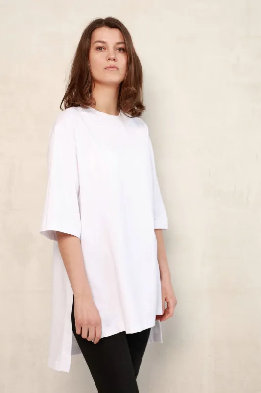 Ria Oversized T-Shirt White sold by Ivalo.com