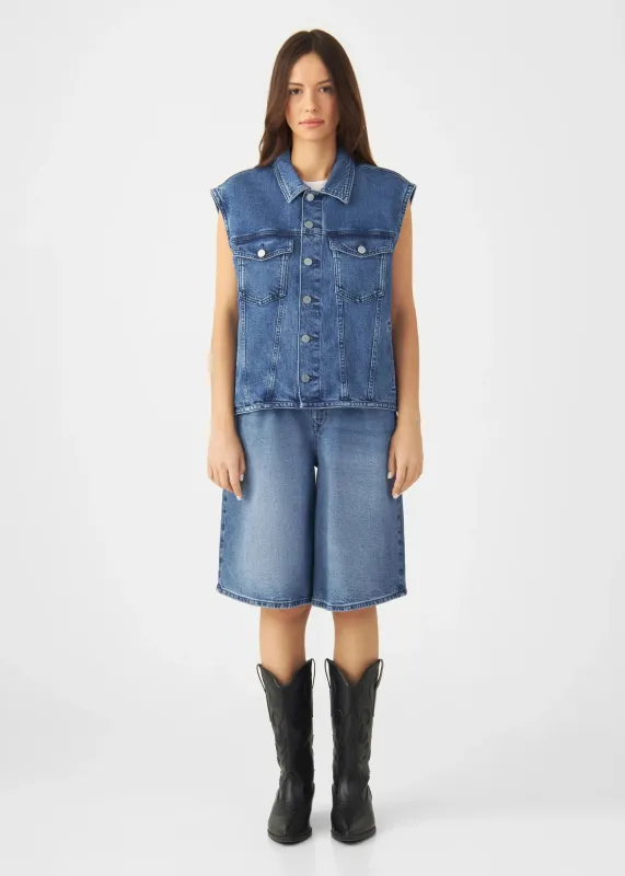 Lunar Minimal Stretch Biker Vest Medium Blue sold by Ivalo.com