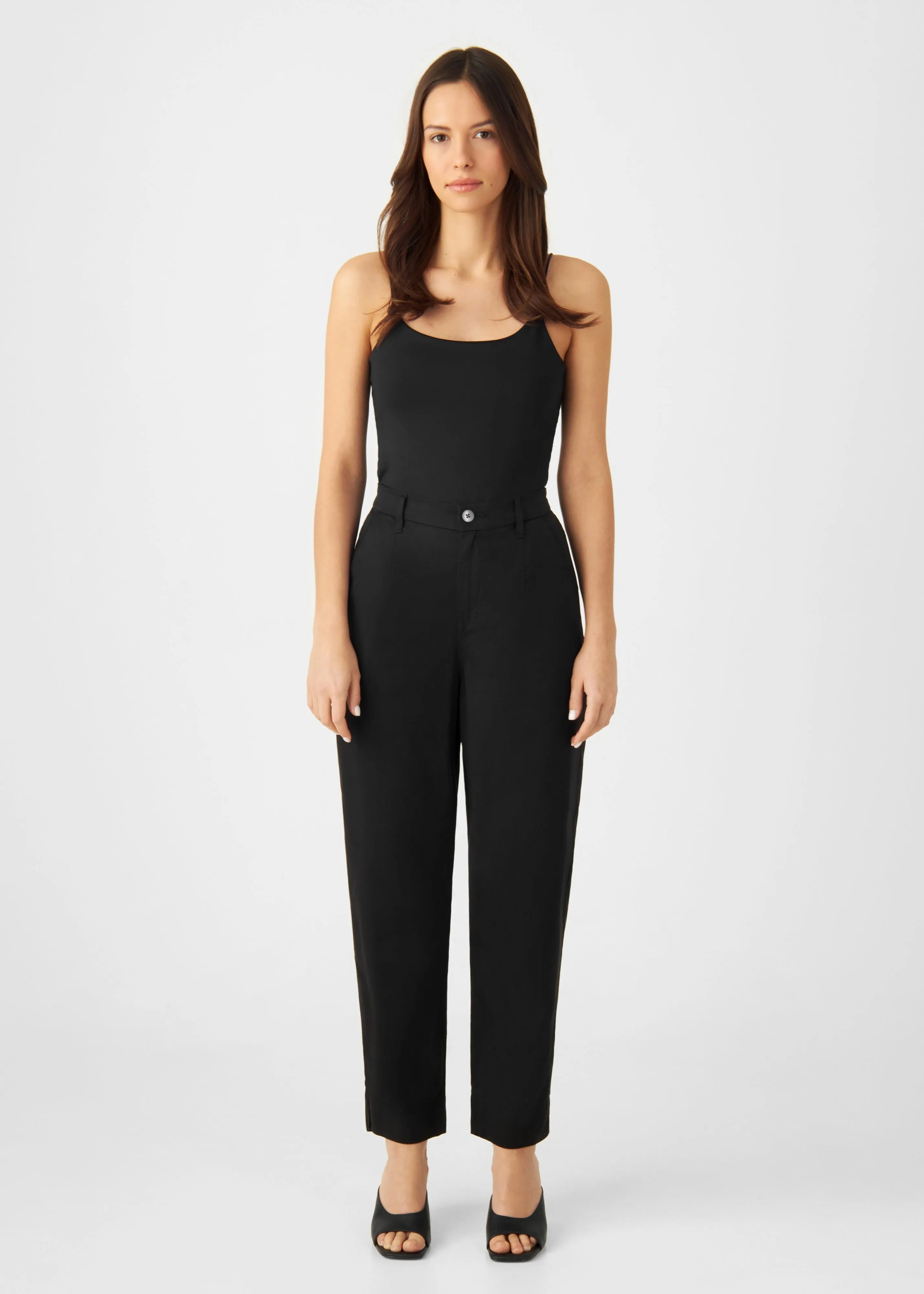 Sunshine Tapered Tencel Trousers Midnight Black sold by Ivalo.com