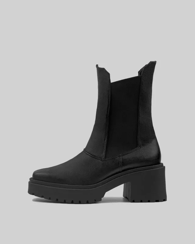 Squared Chelsea Boots Women’s Vegan Boots sold by Ivalo.com