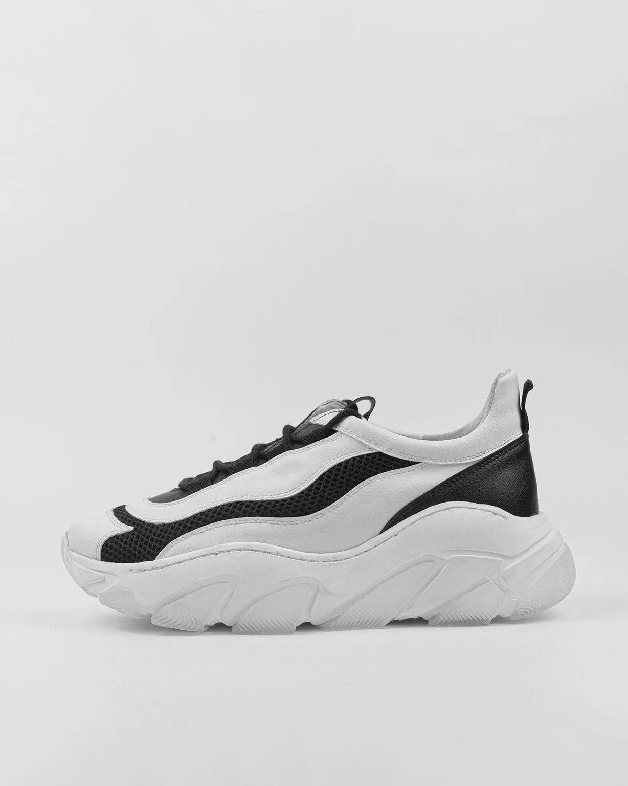 Women's Vegan Daddy Sneakers White/Black sold by Ivalo.com product image thumbnail 4