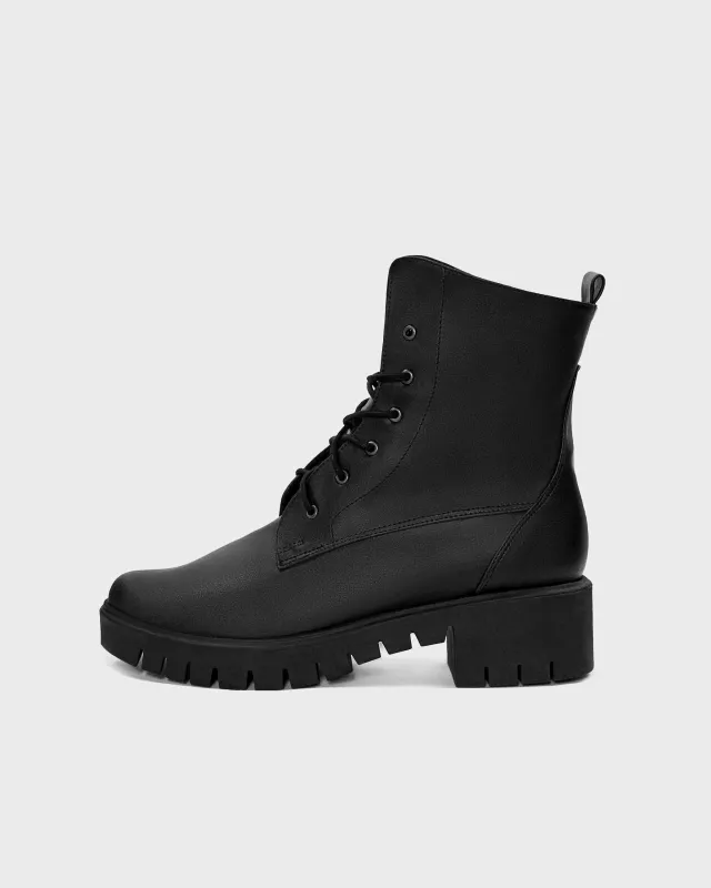 Workers No. 3 Boots Desserto® Cactus Leather Black sold by Ivalo.com