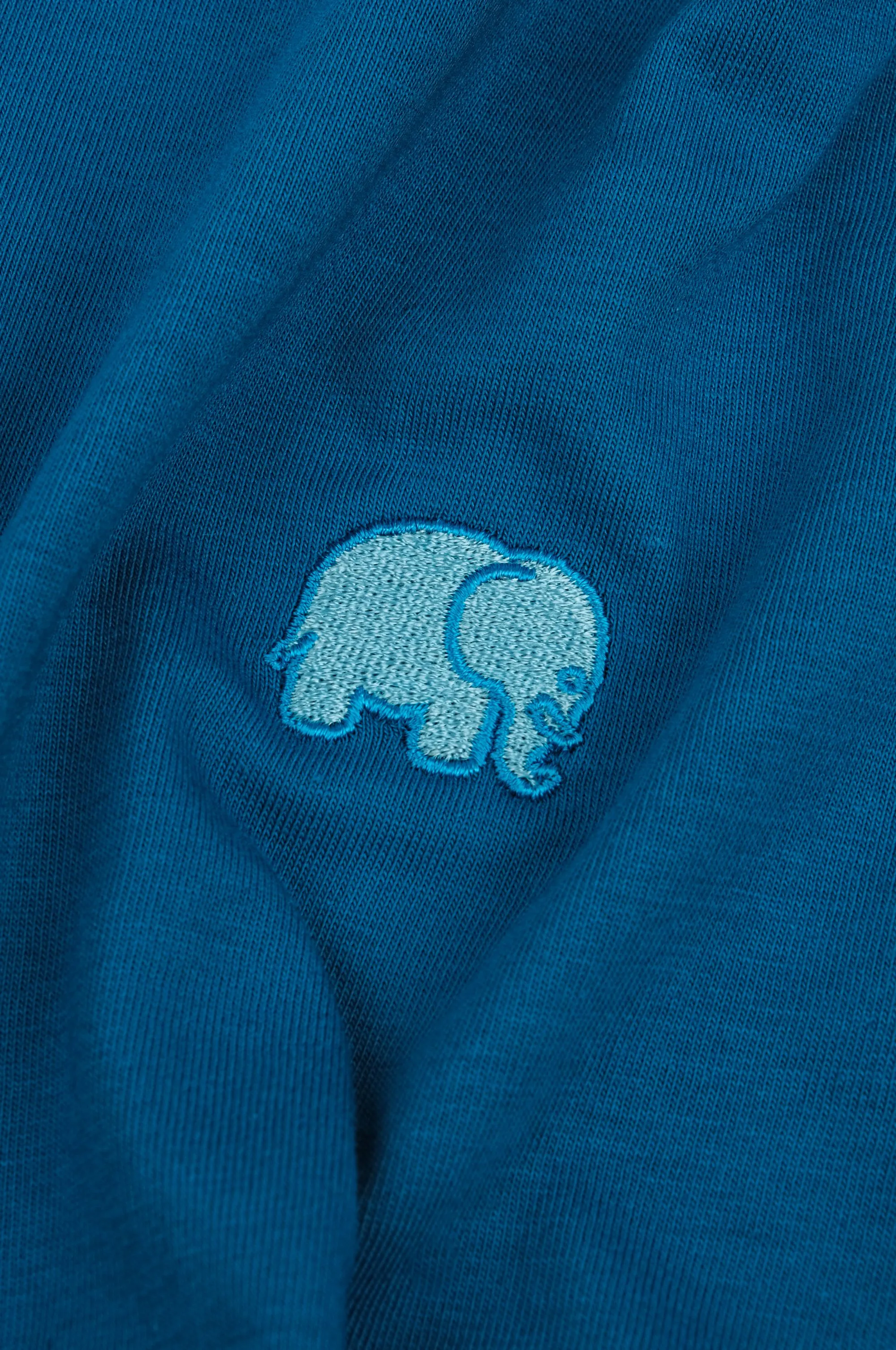 Essential T-Shirt Classic Blue sold by Ivalo.com product image thumbnail 3