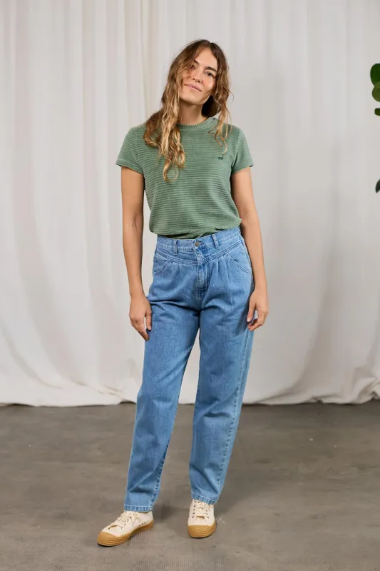 Ariadna T-Shirt Dusty Green sold by Ivalo.com