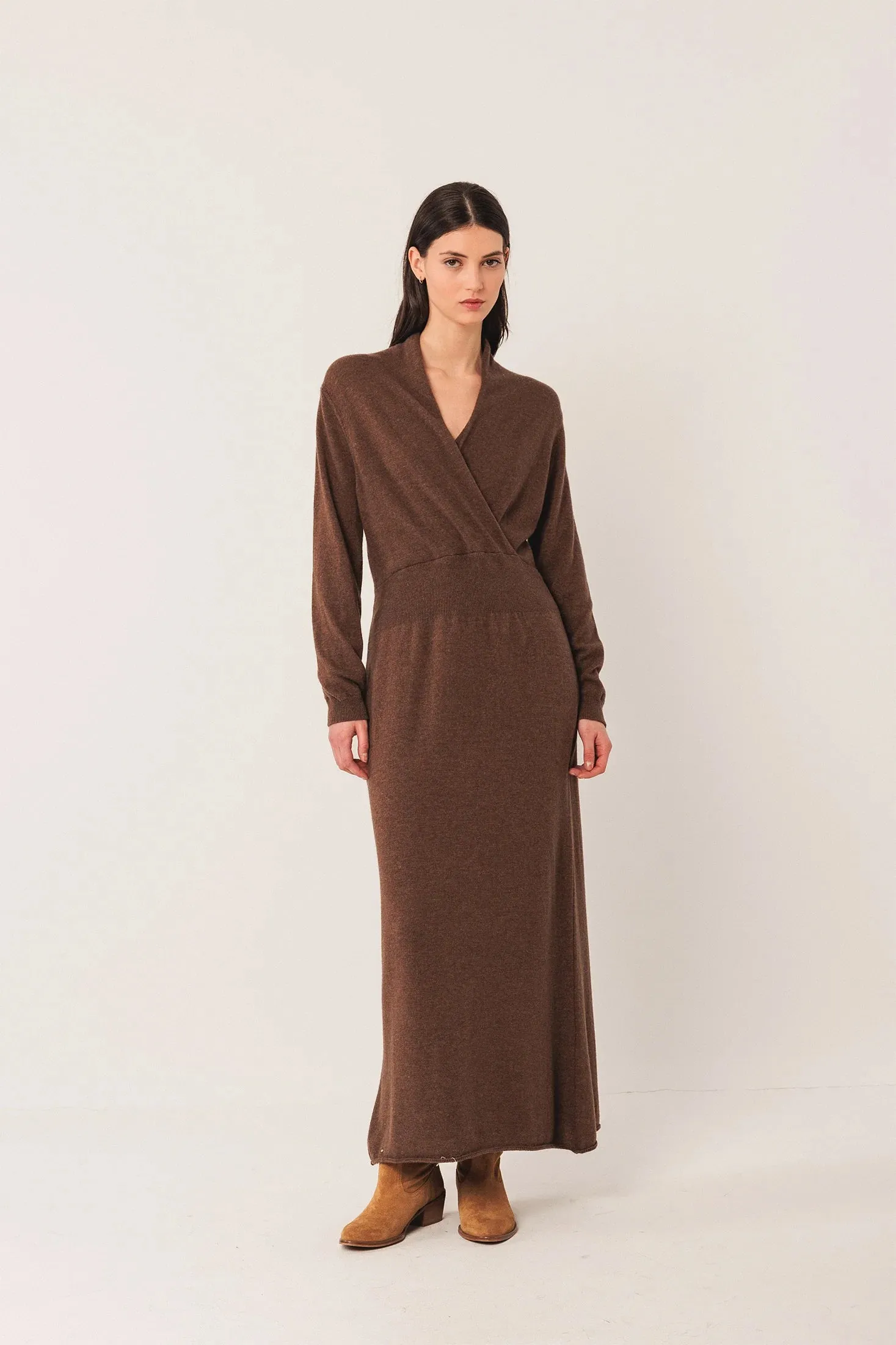 Long Cashmere Blend Dress Taupe sold by Ivalo.com