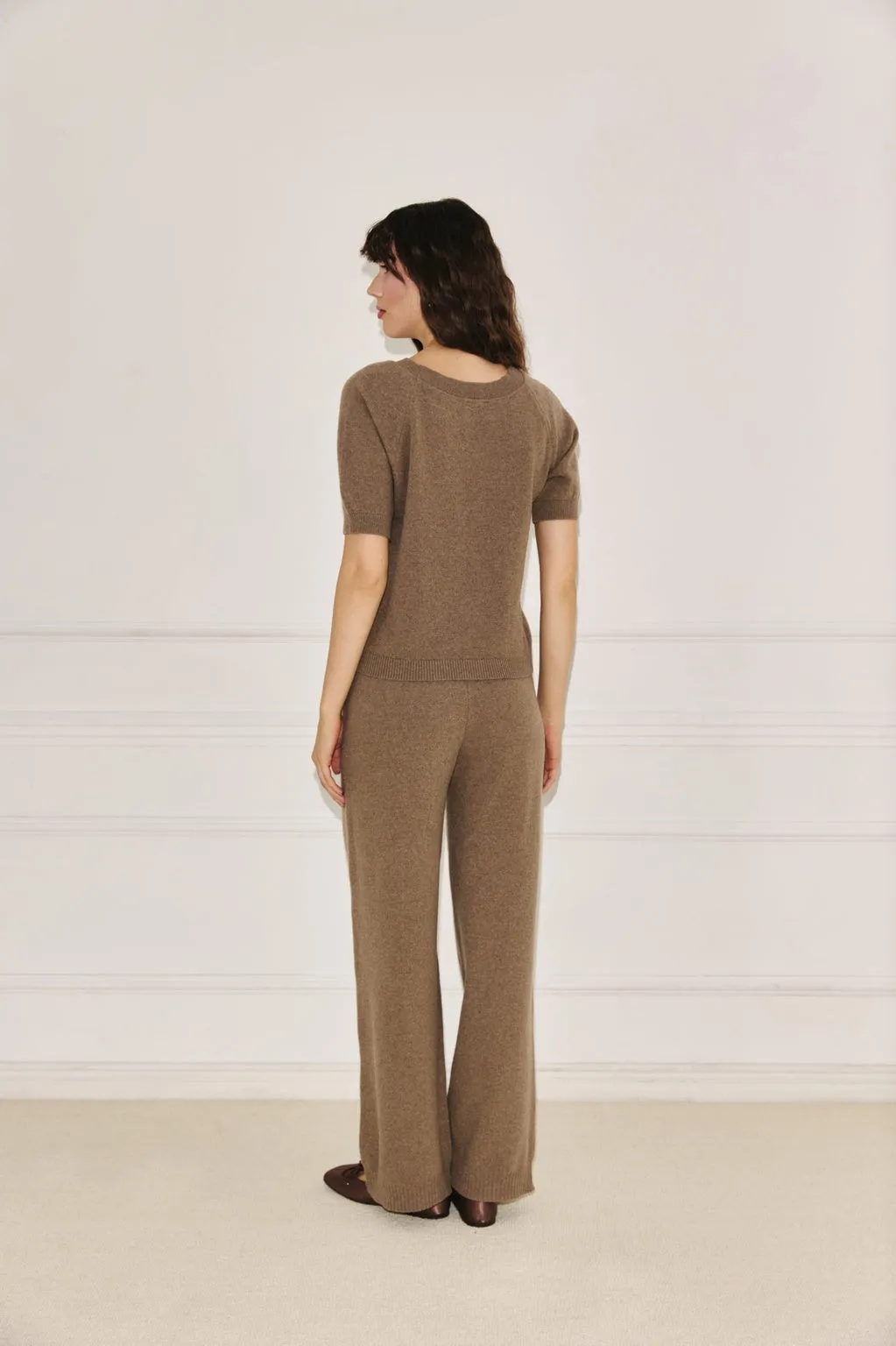 Amelié Cashmere Trousers Taupe sold by Ivalo.com product image thumbnail 5