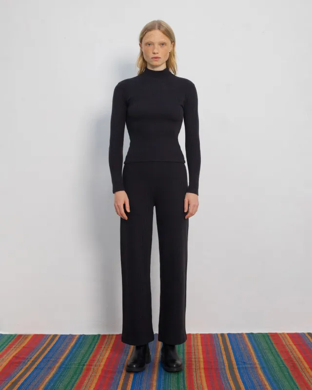 Ribbed Lounge Pants True Black sold by Ivalo.com