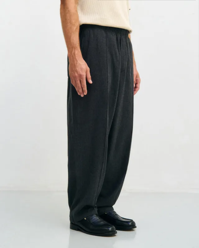 Pleated Wide Pants Herringbone Grey sold by Ivalo.com