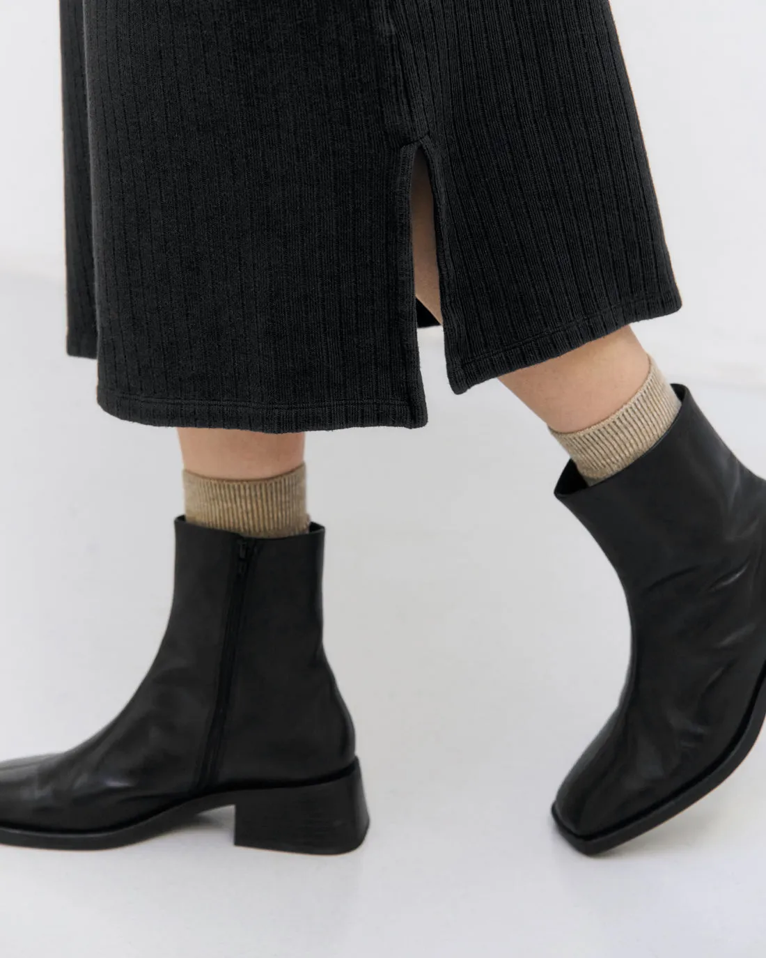 Heavy Ribbed Mockneck Dress Black sold by Ivalo.com product image thumbnail 5