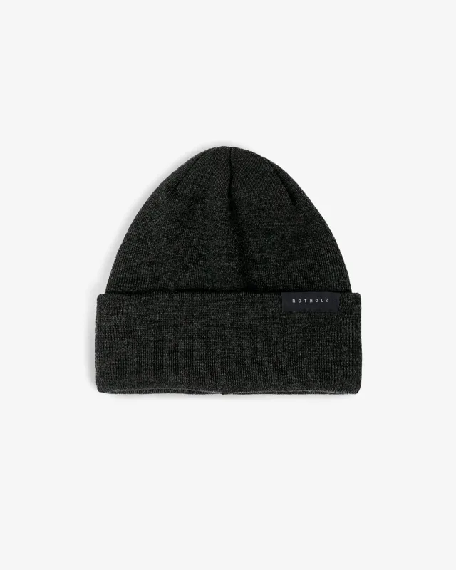 Classic Fine Beanie Warm Anthracite sold by Ivalo.com