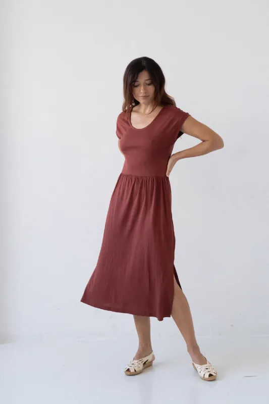 Hanna TENCEL™ Long Dress in Red sold by Ivalo.com