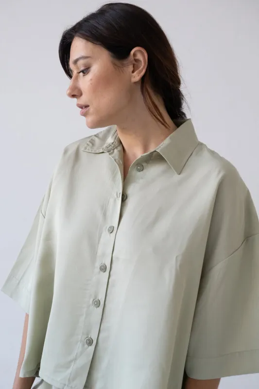 Hallow TENCEL™ Oversized Shirt in Green sold by Ivalo.com