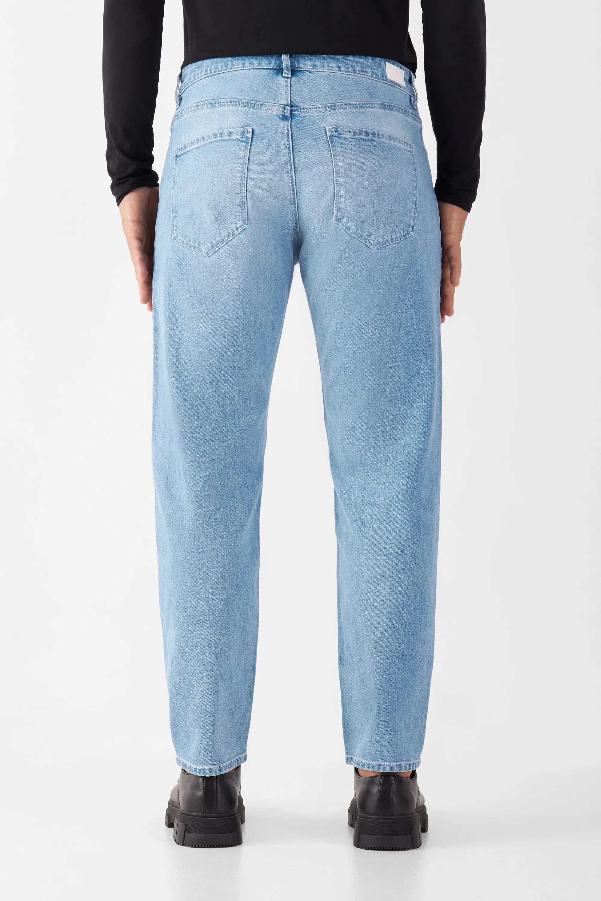 Rise Relaxed Tapered Basic Jeans Bright Blue sold by Ivalo.com product image thumbnail 3