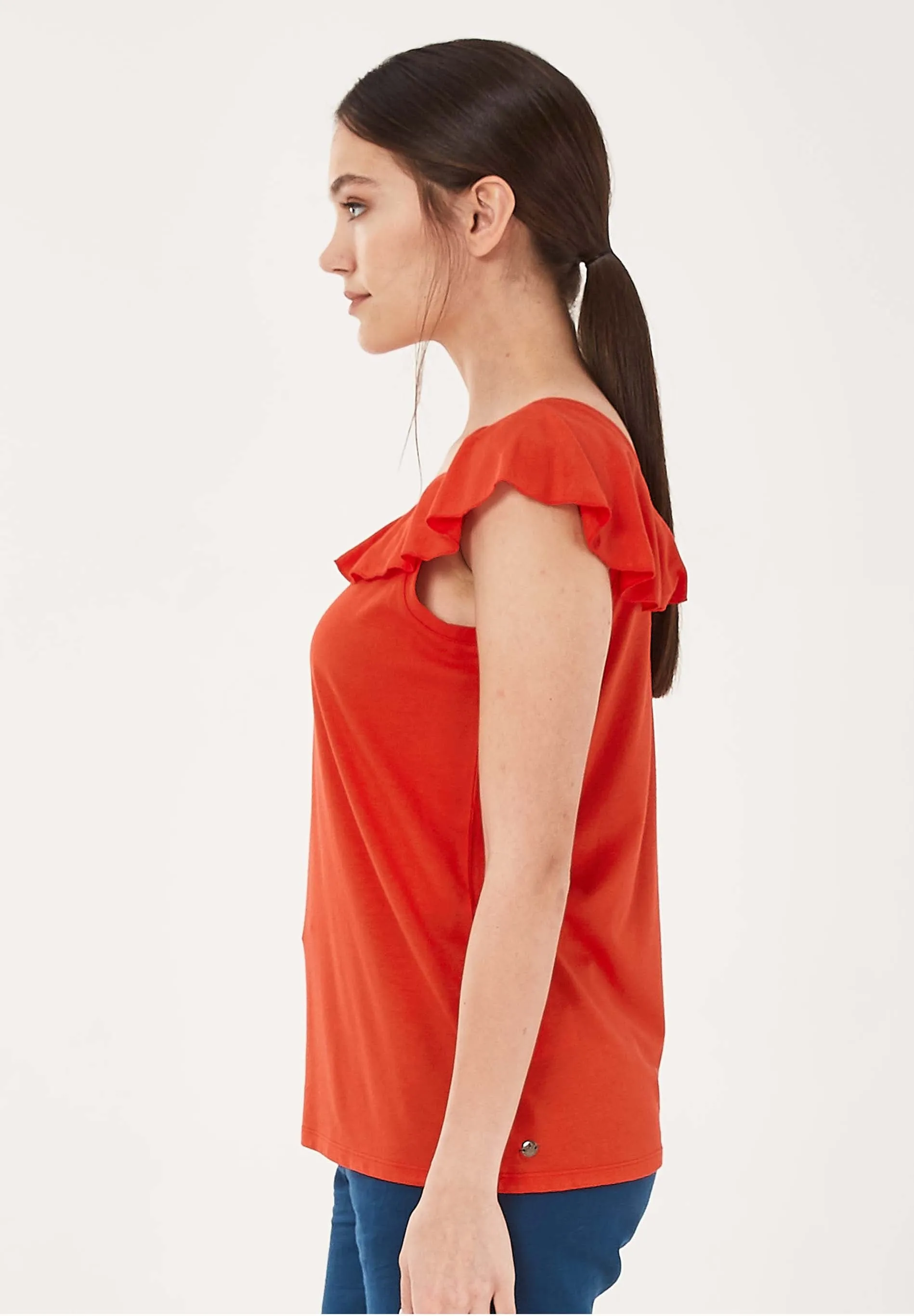 Sleeveless V-Neck Top With Shoulder Ruffle Red sold by Ivalo.com product image thumbnail 4