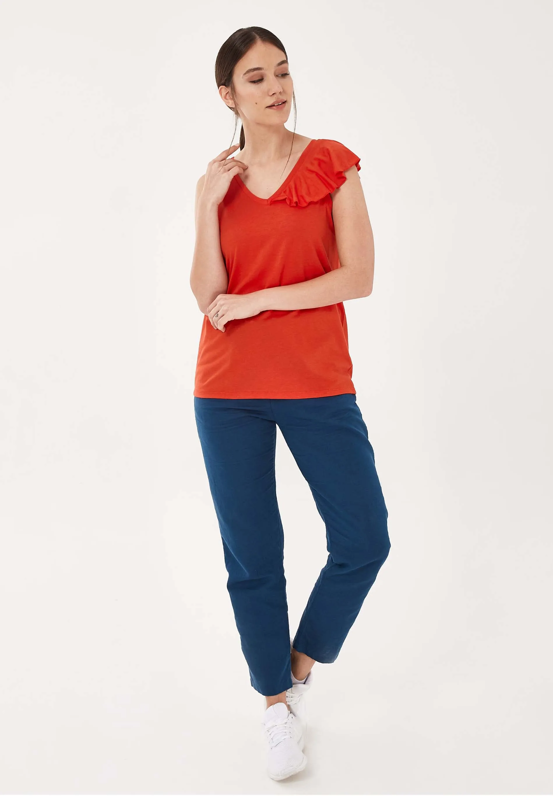 Sleeveless V-Neck Top With Shoulder Ruffle Red sold by Ivalo.com product image thumbnail 3