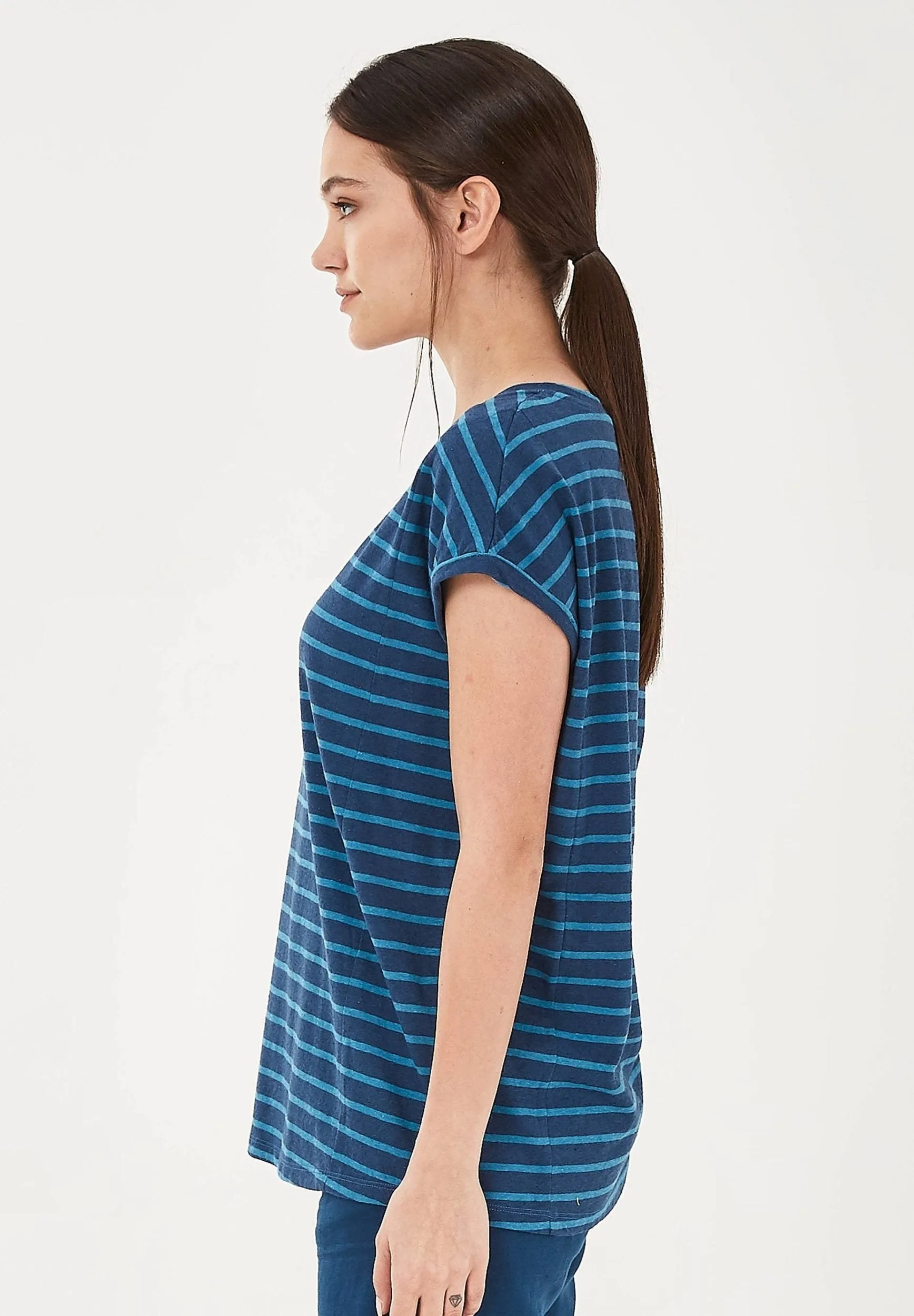 Yarn-Dyed Striped Linen Blend T-Shirt Navy / Ocean sold by Ivalo.com product image thumbnail 4