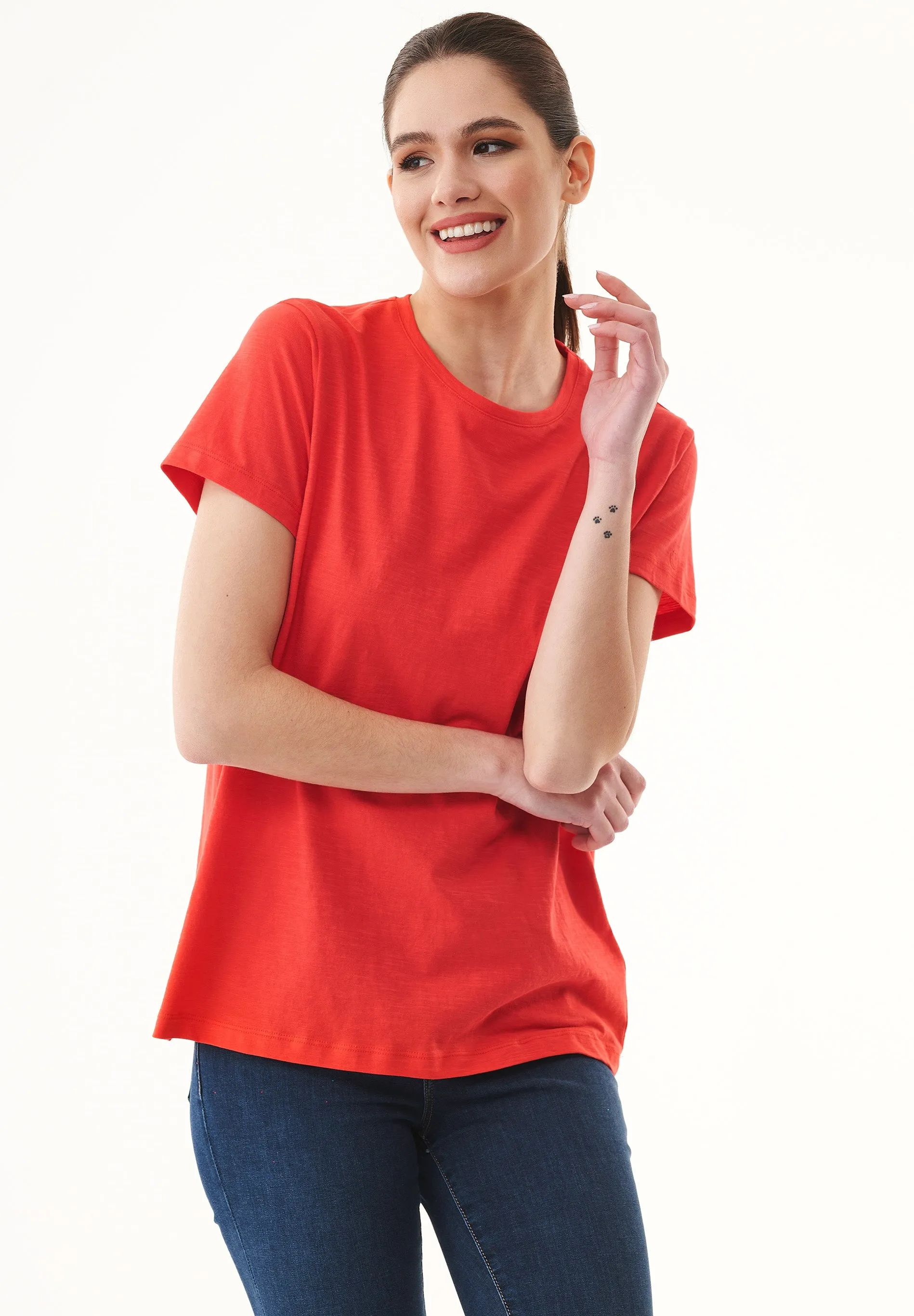 Women's Basic Round Neck T-Shirt Dusty Red sold by Ivalo.com product image thumbnail 3