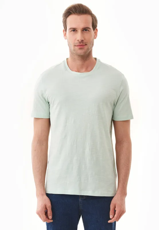 Men's Basic Round Neck T-Shirt Aqua Green made by Ivalo.com