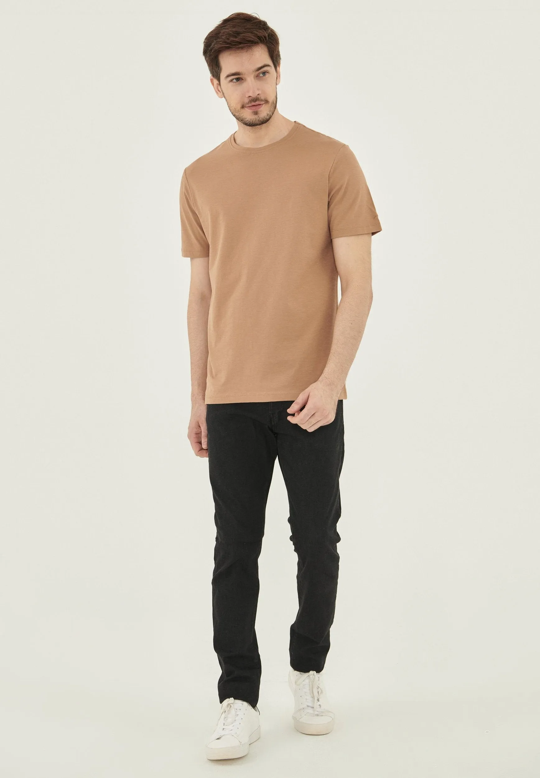 Men's Basic Round Neck T-Shirt Light Brown sold by Ivalo.com product image thumbnail 3