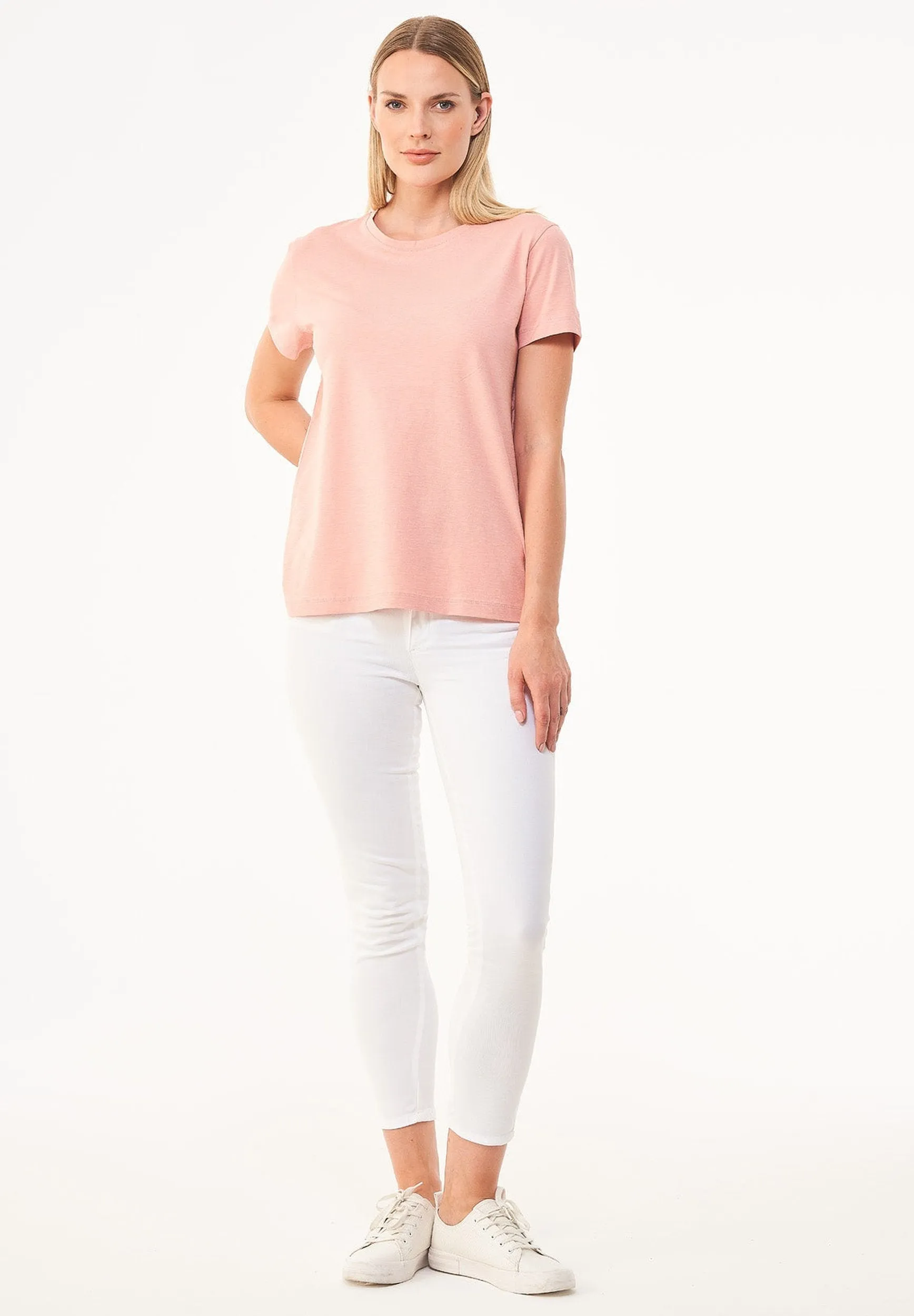 Women's Basic Round Neck T-Shirt Salmon Pink sold by Ivalo.com product image thumbnail 3