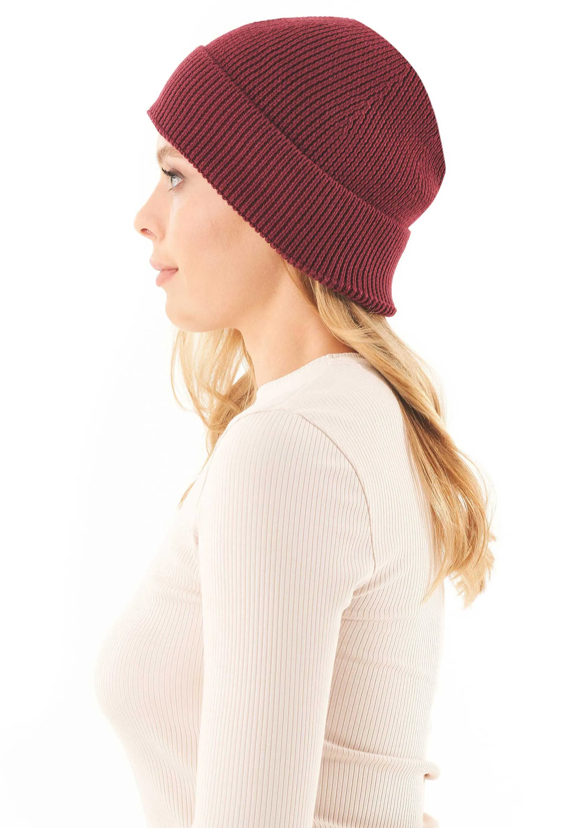 Knitted Organic Cotton Beanie Bordeaux sold by Ivalo.com product image thumbnail 3