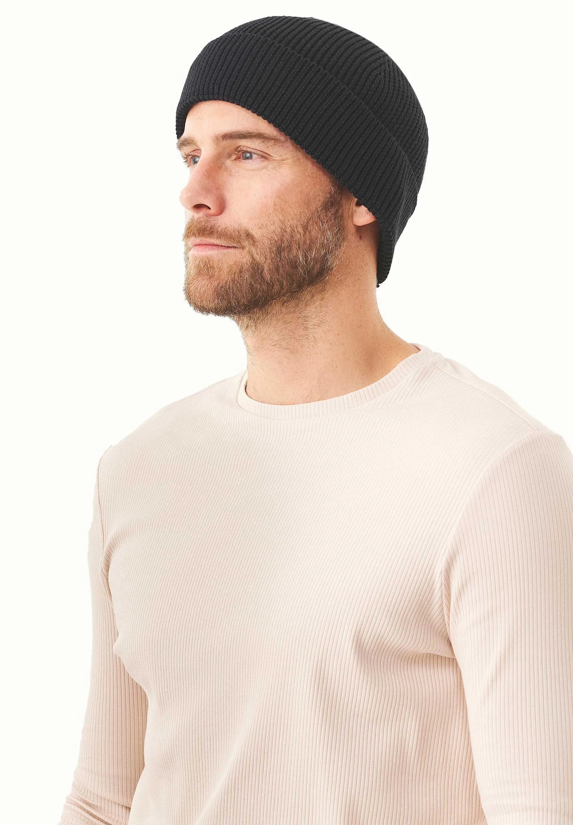 Knitted Organic Cotton Beanie Black sold by Ivalo.com