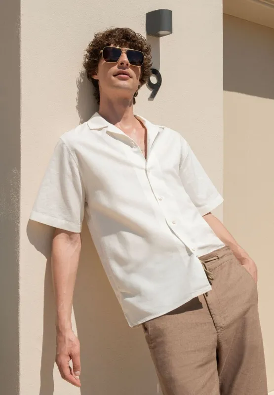 Men's Short Sleeved Linen Blend Shirt Off White sold by Ivalo.com