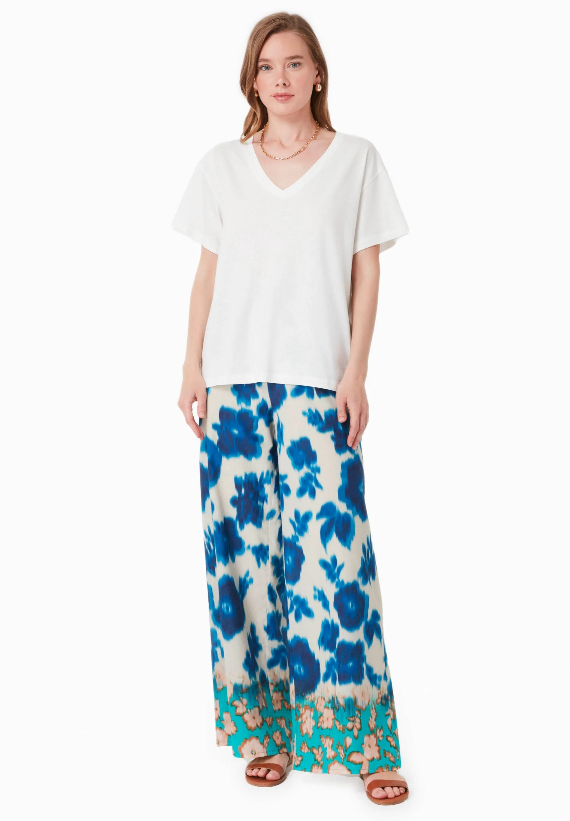 V-Neck Modal Blend T-Shirt Off White sold by Ivalo.com product image thumbnail 3