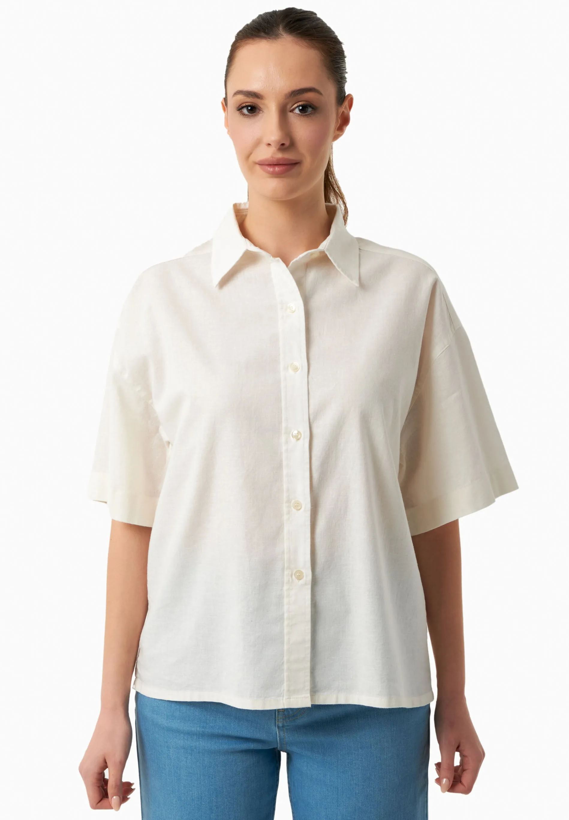 Short Sleeved Linen Blend Button-Up Off-White sold by Ivalo.com