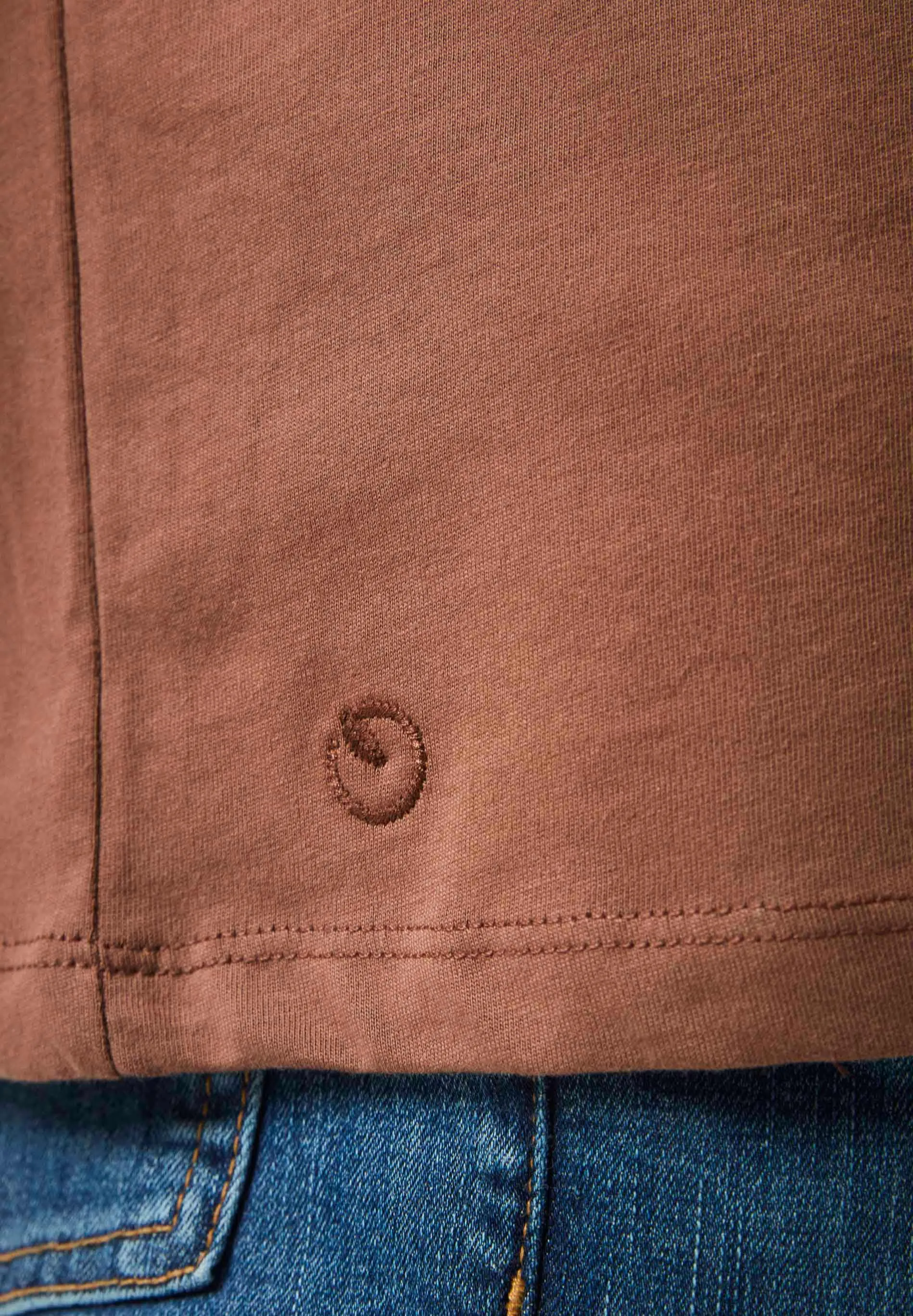 Men's Casual Long-Sleeved T-Shirt Cocoa Brown sold by Ivalo.com product image thumbnail 5