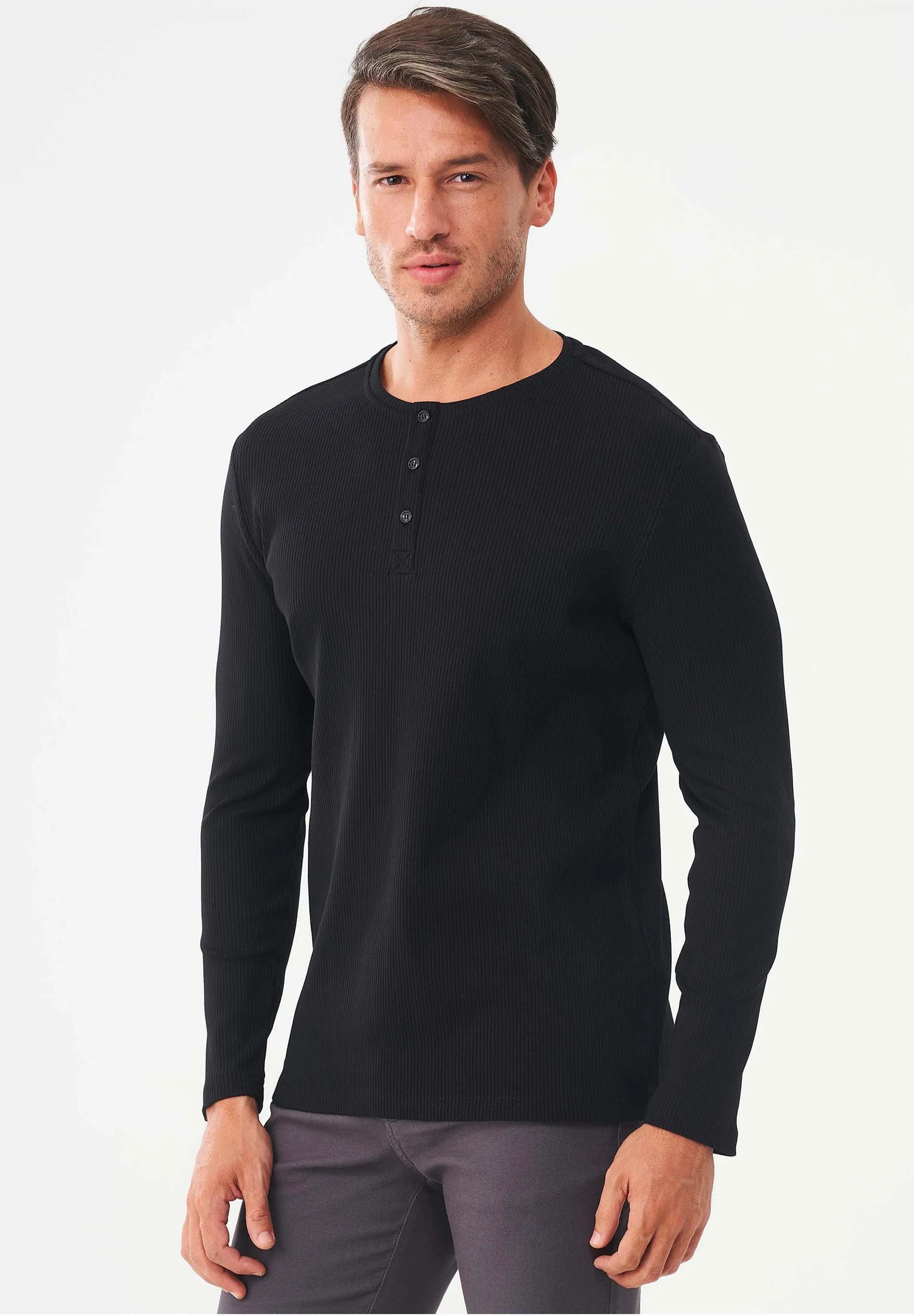 Men's Long-Sleeved Ribbed Henley Shirt Black sold by Ivalo.com product image thumbnail 3