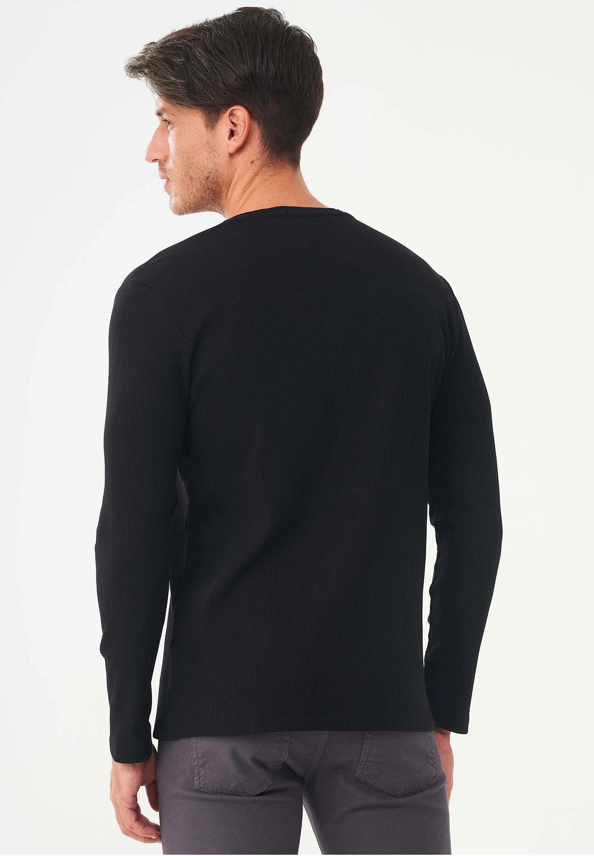 Men's Long-Sleeved Ribbed Henley Shirt Black sold by Ivalo.com product image thumbnail 2