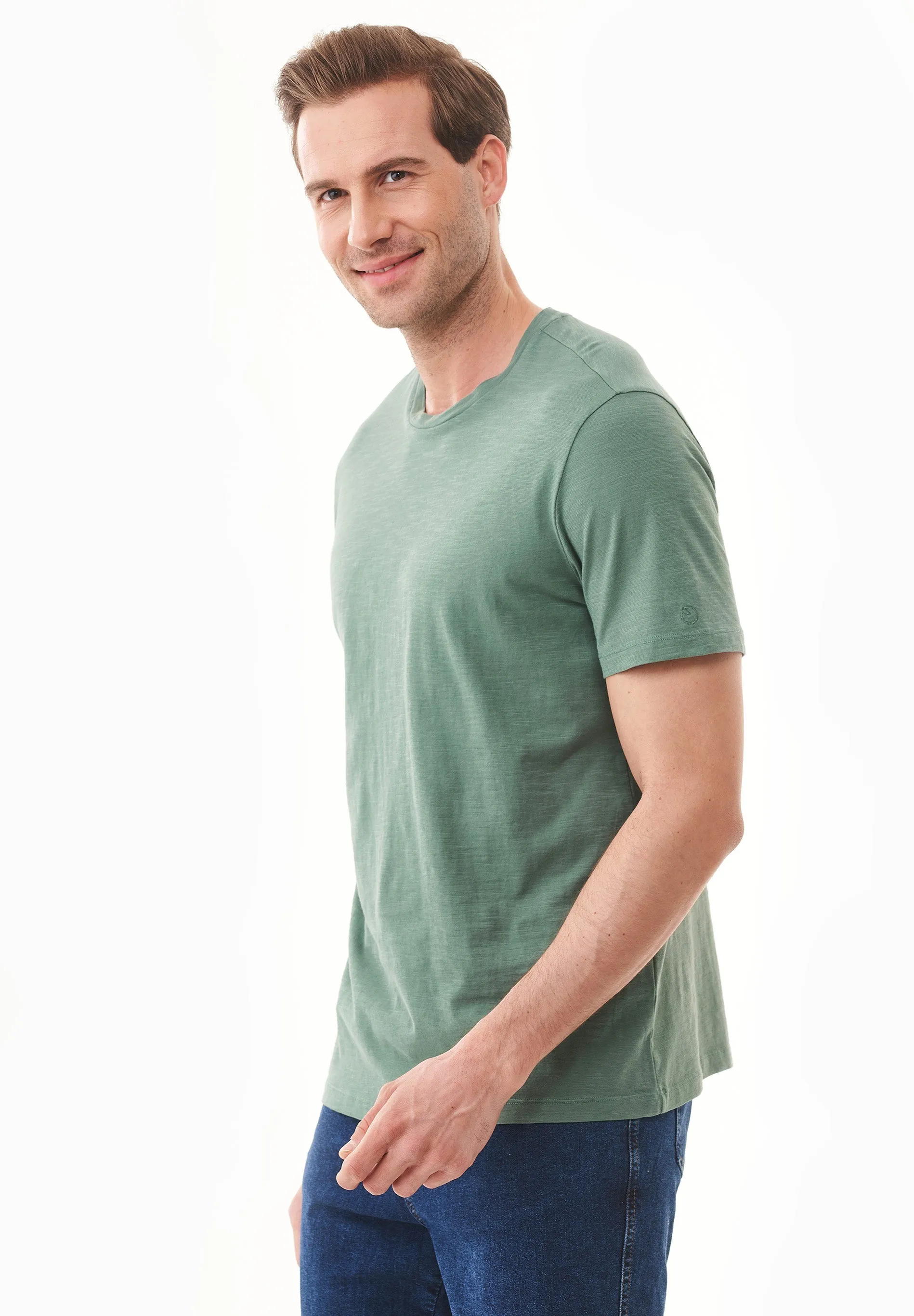 Men's Basic Round Neck T-Shirt Green Tea sold by Ivalo.com product image thumbnail 4