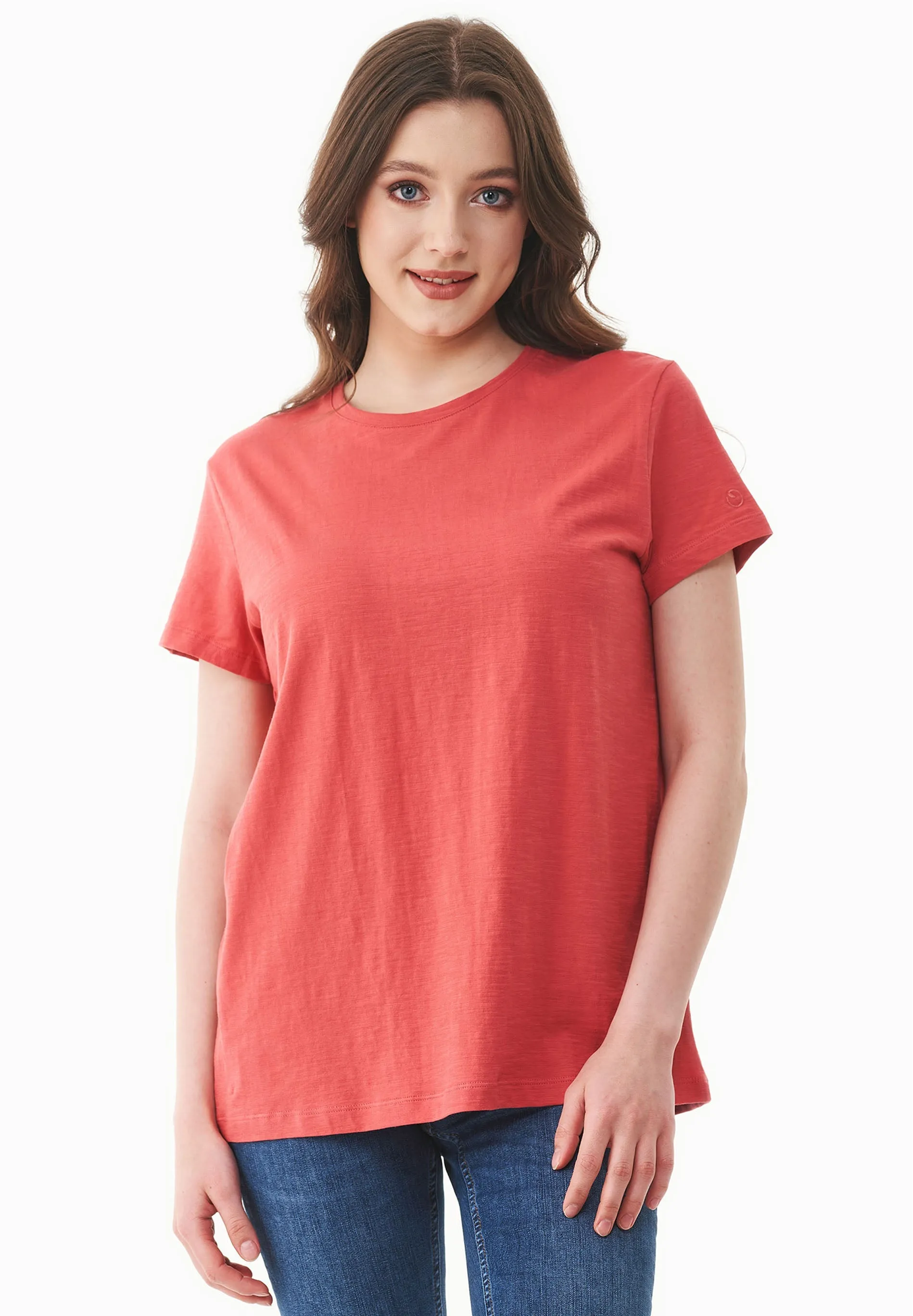 Women's Basic Round Neck T-Shirt Radiant Red sold by Ivalo.com
