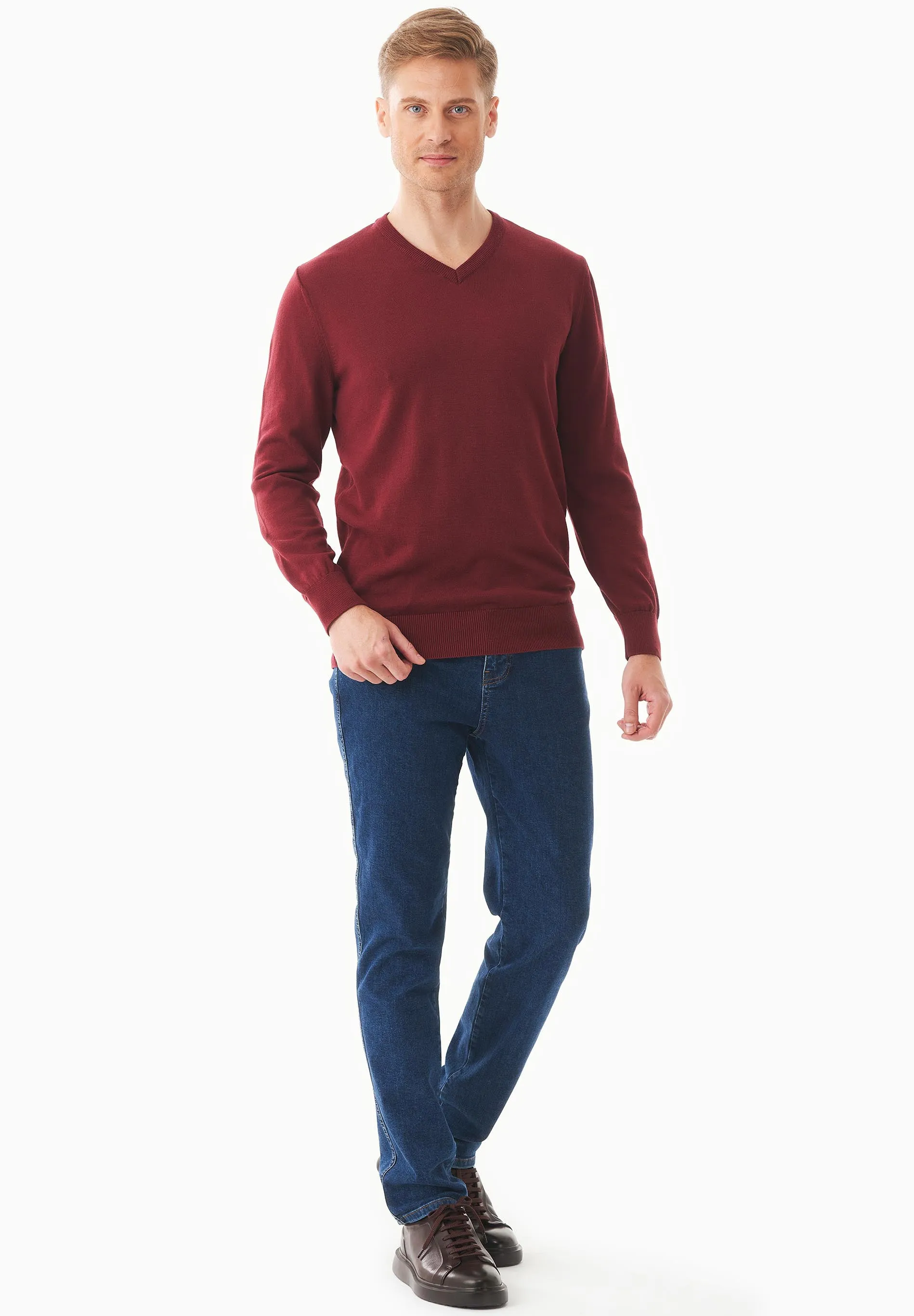 Men's V-Neck Organic Cotton Sweater Syrah Red sold by Ivalo.com product image thumbnail 3