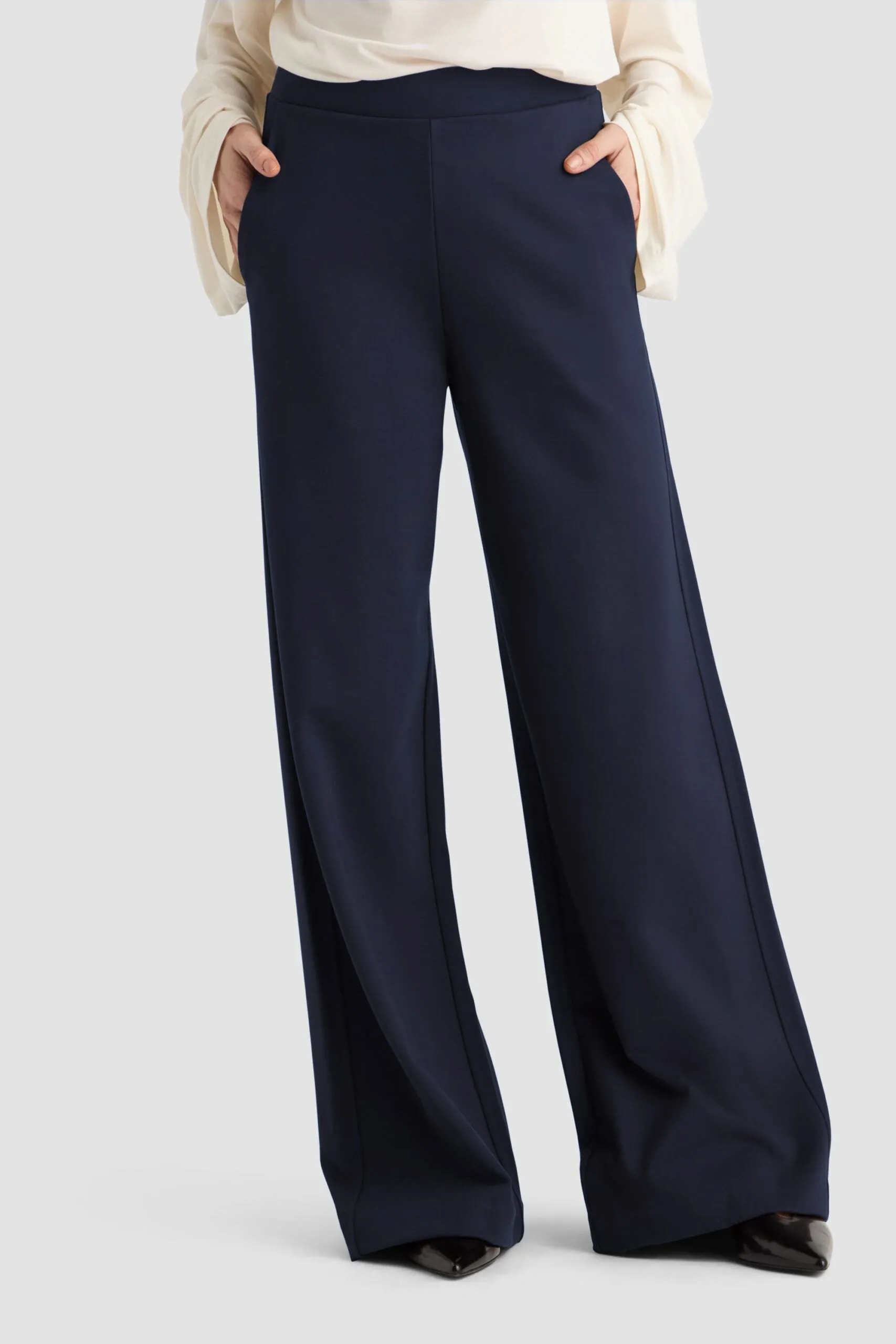 Leia Pants Midnight Blue sold by Ivalo.com product image thumbnail 3