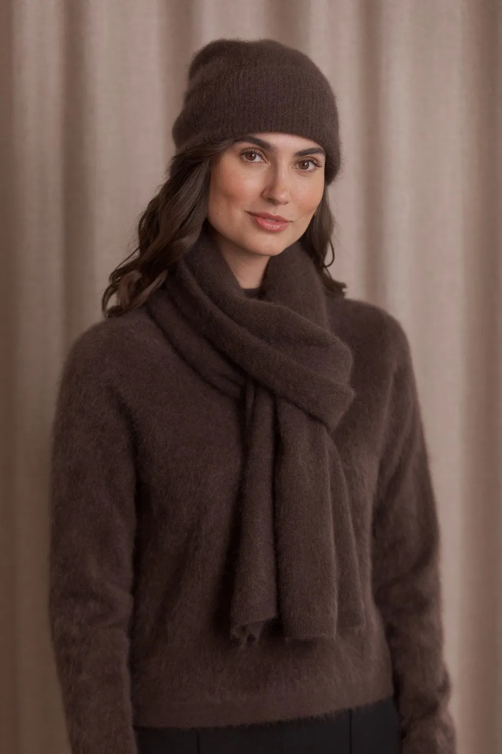 Cashmere Scarf Dark Chocolate sold by Ivalo.com