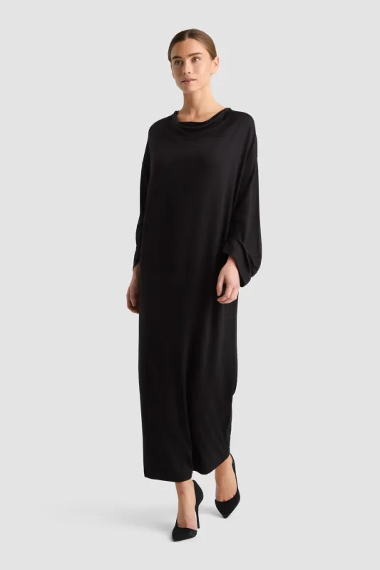 Gini Dress Black sold by Ivalo.com