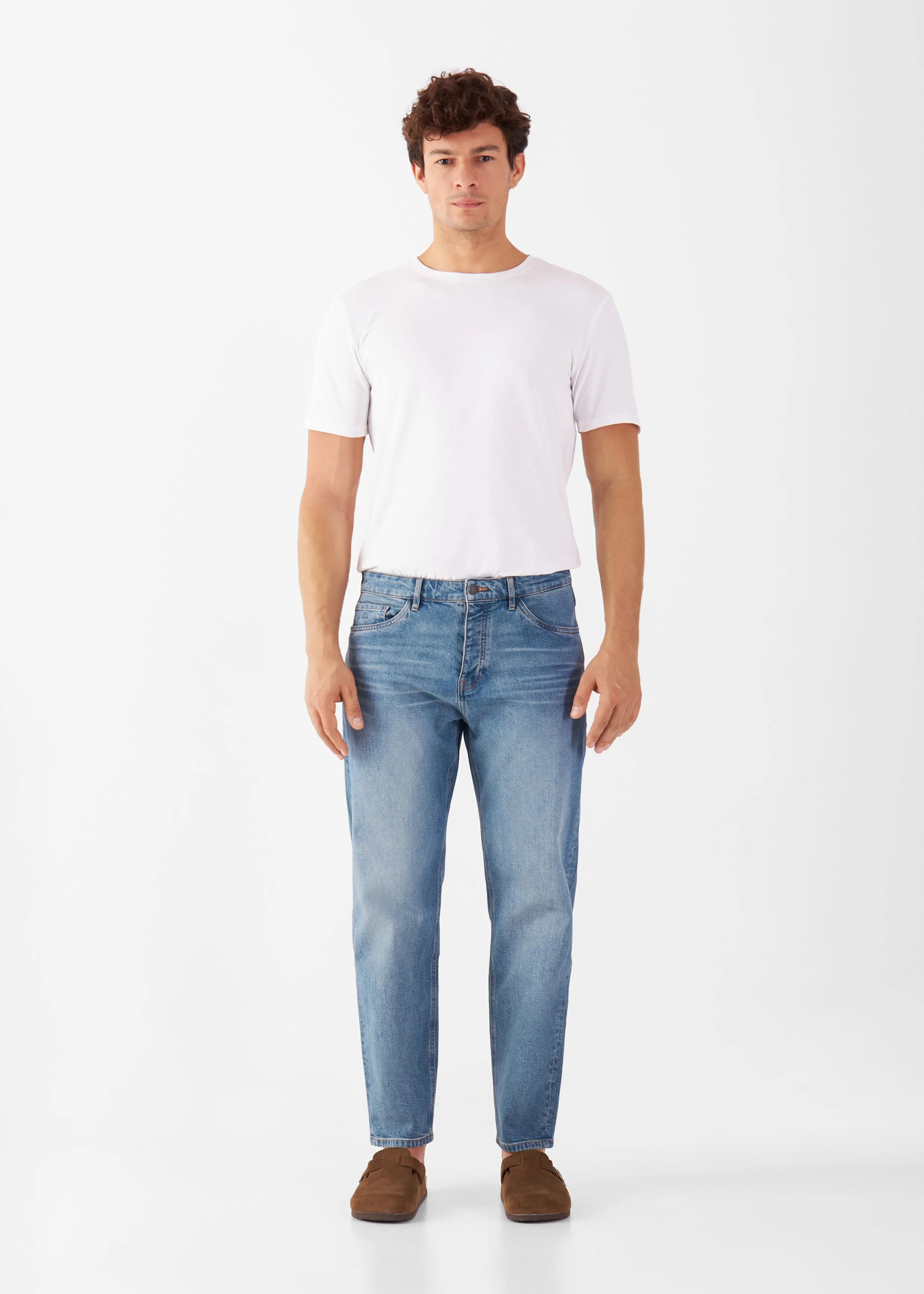 Rise Relaxed Tapered Basic Jeans Vintage Blue sold by Ivalo.com