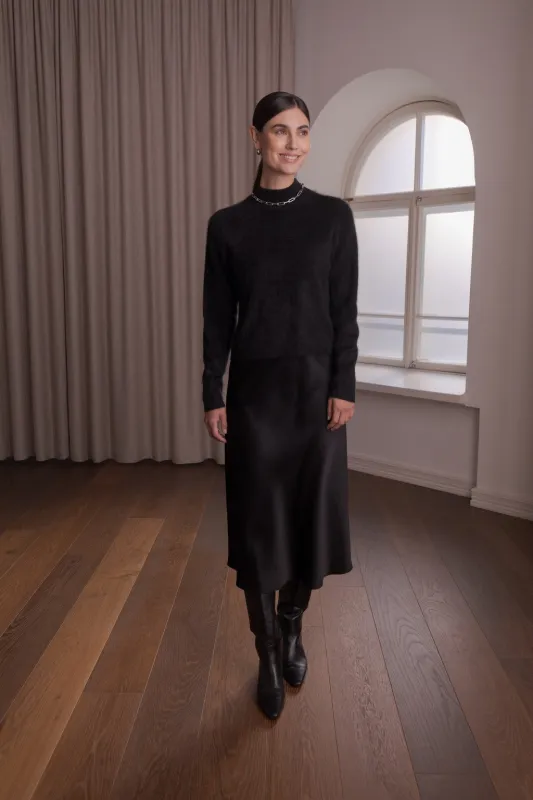 Long-Sleeve Mock-Neck Cashmere Sweater Black sold by Ivalo.com