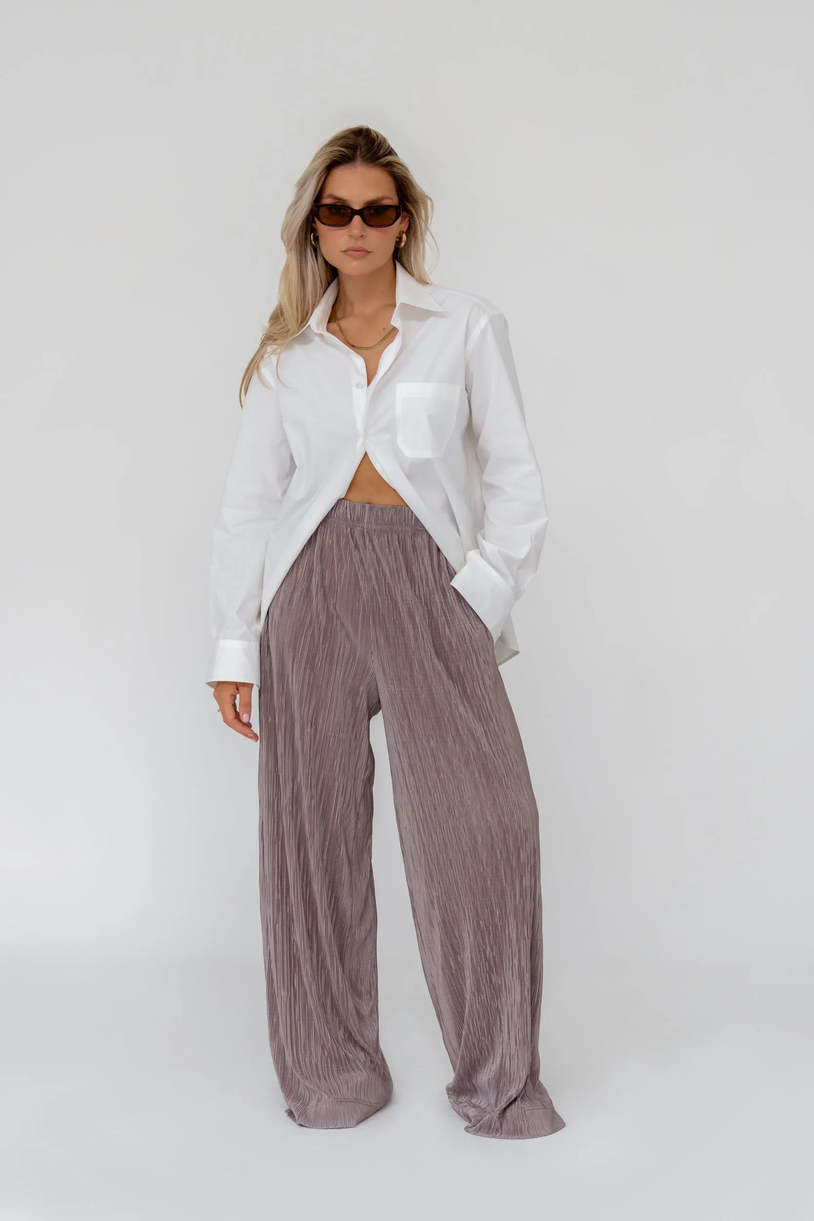 Isla Loose Pants Taupe sold by Ivalo.com product image thumbnail 2