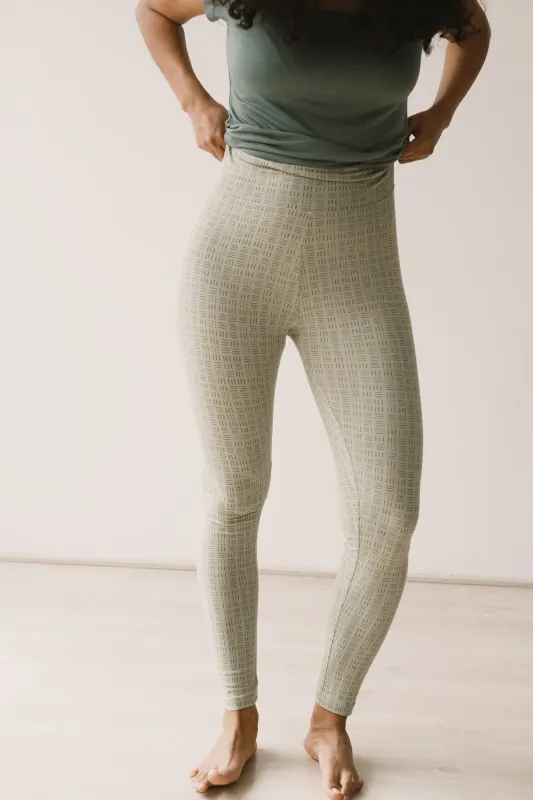 Helga Leggins Wicker Green sold by Ivalo.com