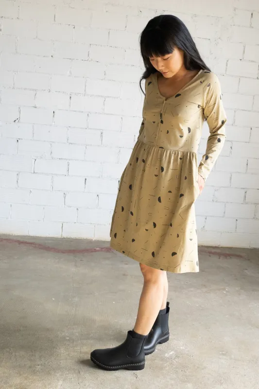 Giorgia Dress With Raglan Sleeves Beige Sidereal Rain sold by Ivalo.com