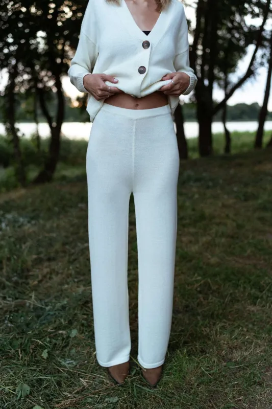 Merino wool wide-leg knitted pants made by Ivalo.com