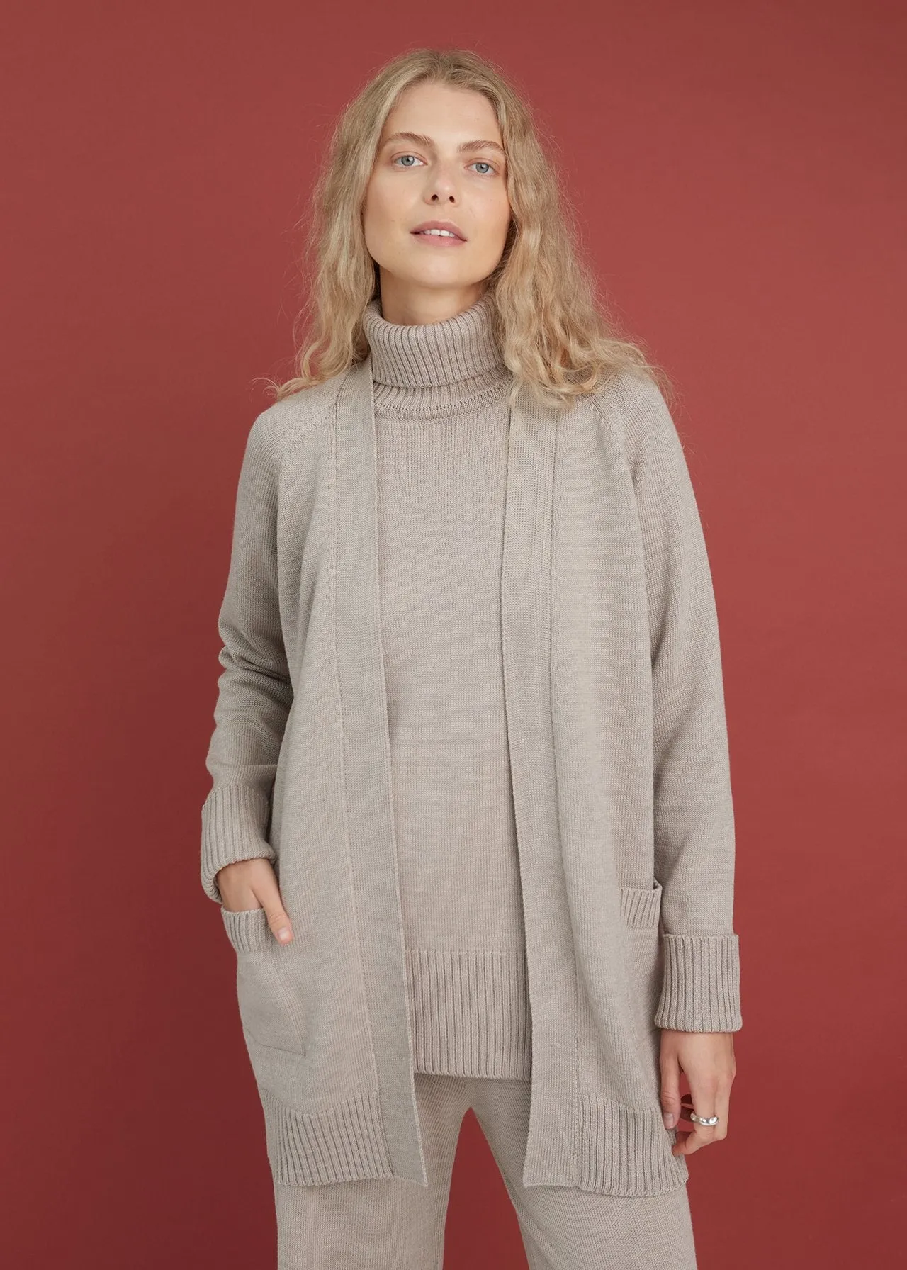 Knitted Merino Wool Cardigan with Pockets Beige sold by Ivalo.com