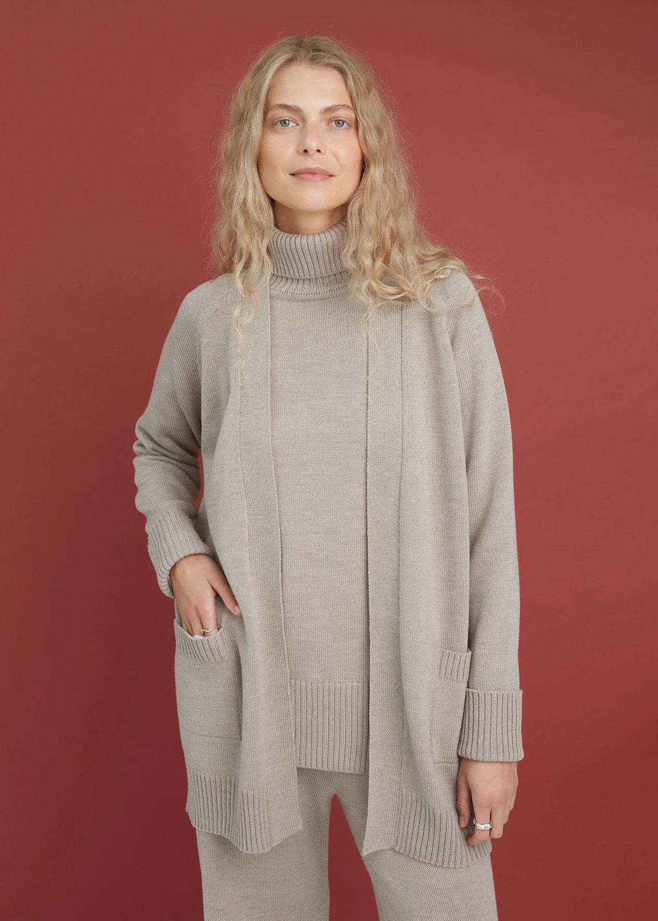 Knitted Merino Wool Cardigan with Pockets Beige sold by Ivalo.com product image thumbnail 4